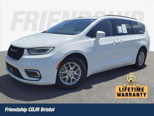 2022 Chrysler Pacifica Touring L in Boone, NC - Friendship Nissan of Boone